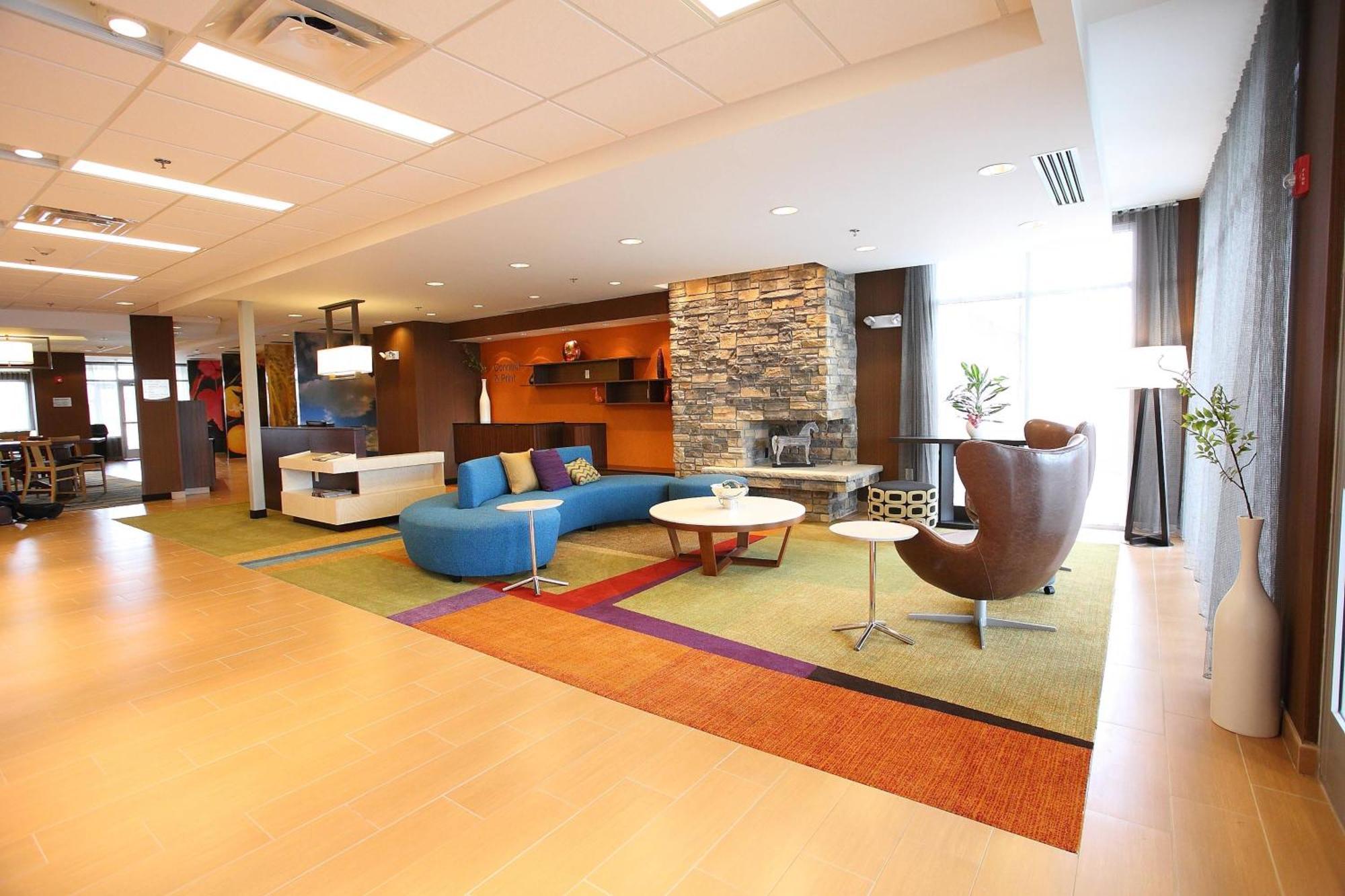 Fairfield Inn & Suites By Marriott East Grand Forks Экстерьер фото